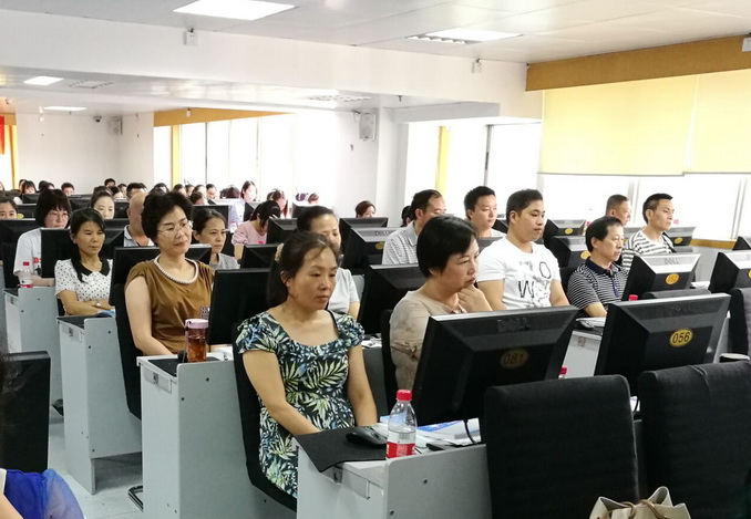 2017-8-15-114队组织财务人员参加省地矿局用友NC财务信息系统操作全员培训.jpg