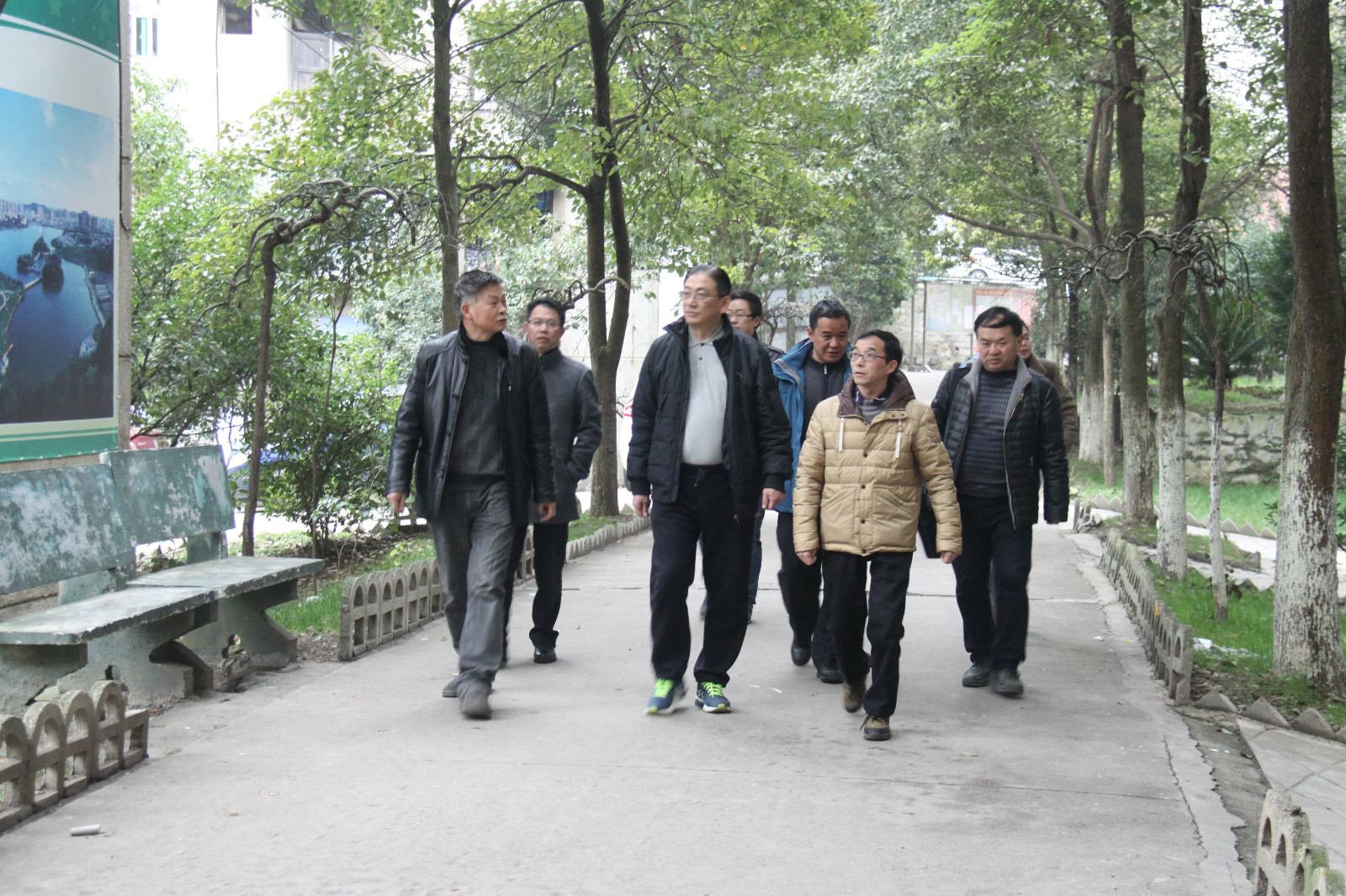 陈斌副书记深入112队安顺基地开展调研工作.jpg