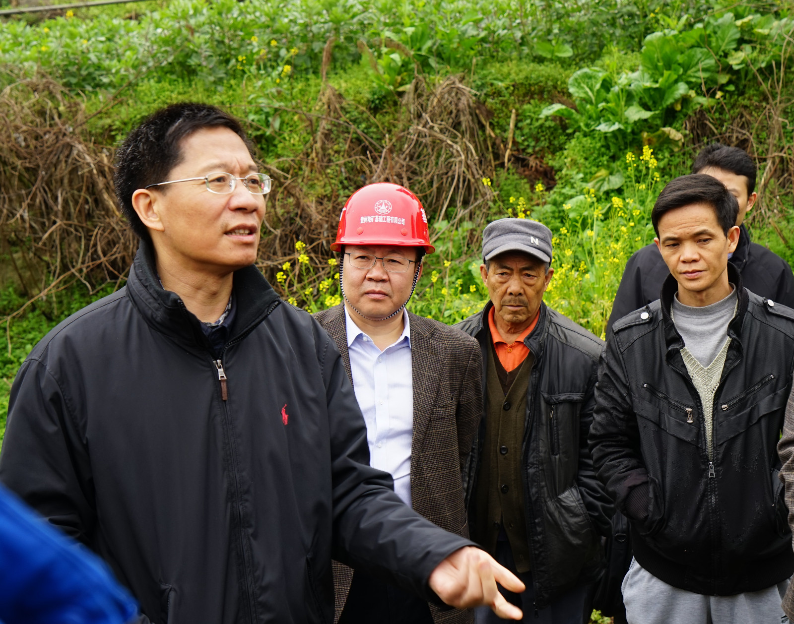 钟勉副省长希望省地矿局基础公司继续发扬贵州地矿“三光荣”精神。李让摄影.jpg