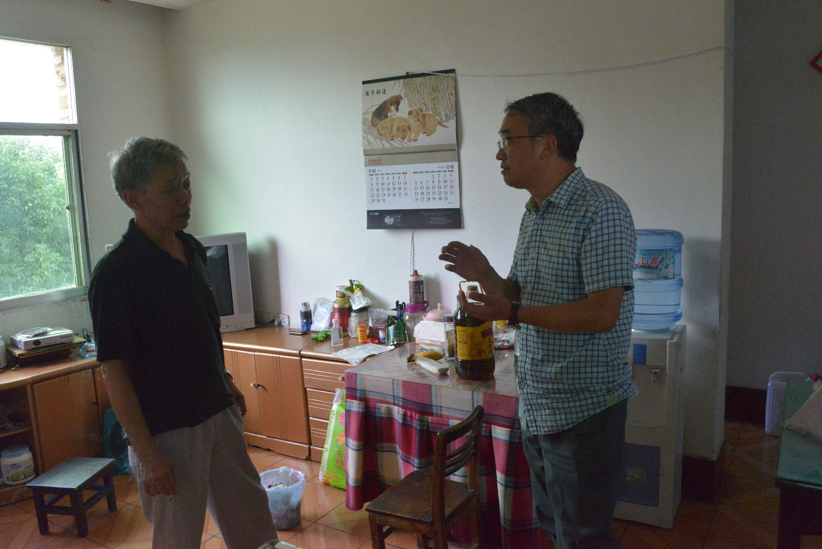 看望慰问115队军属 看望慰问115队军属