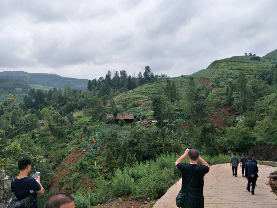 滑坡现场