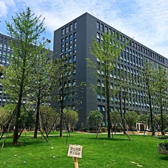 1 科技园外景.jpg