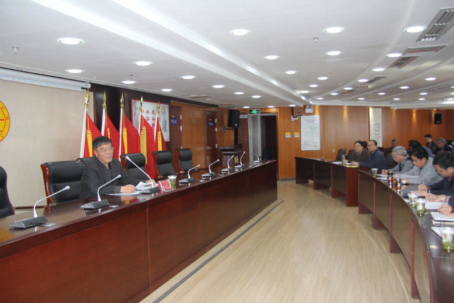 11月18日，副局长周万强在局机关12楼会议室宣讲党的十八届六中全会精神，其深入浅出的讲解、生动形象的比喻，使参加宣讲活动的党员干部进一步领会了十八届六中全会核心精神，宣讲现场氛围热烈、效果良好。.jpg